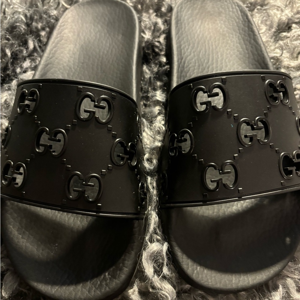 Gucci sandals